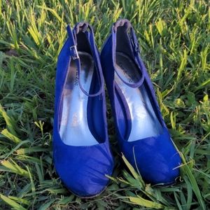 Blue Suede Pumps